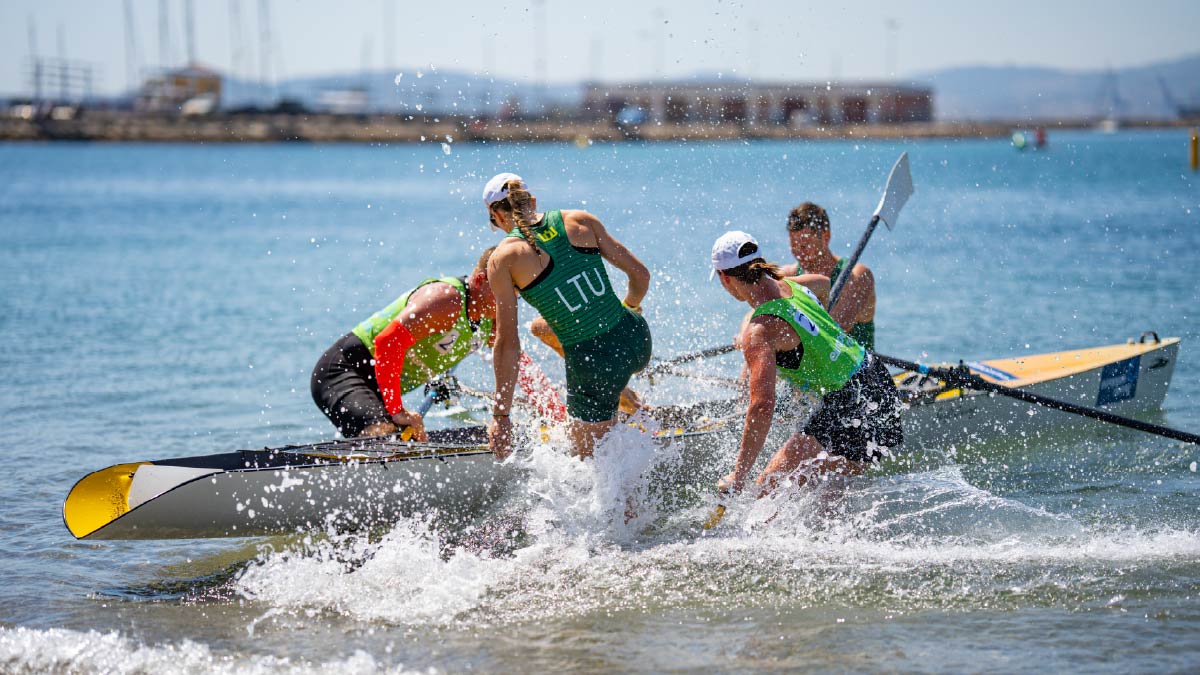 Martyna Kazlauskaite and Dominykas Jancionis launch off the beach at the 2026 European championships